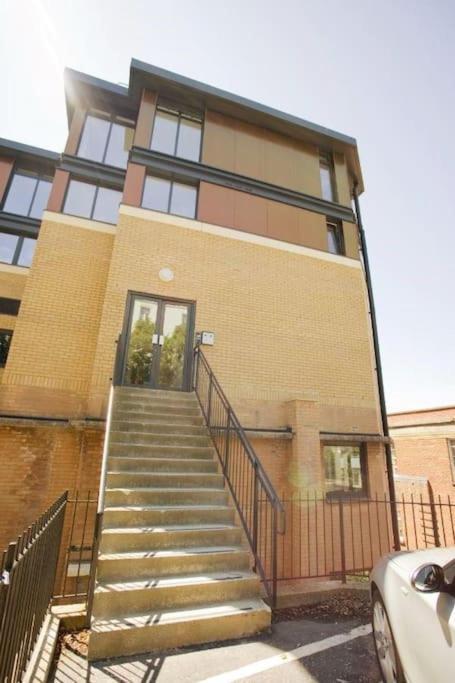 The Pad By The Beach Penthouse Apartment With Sunset And City Views Bournemouth Exterior photo